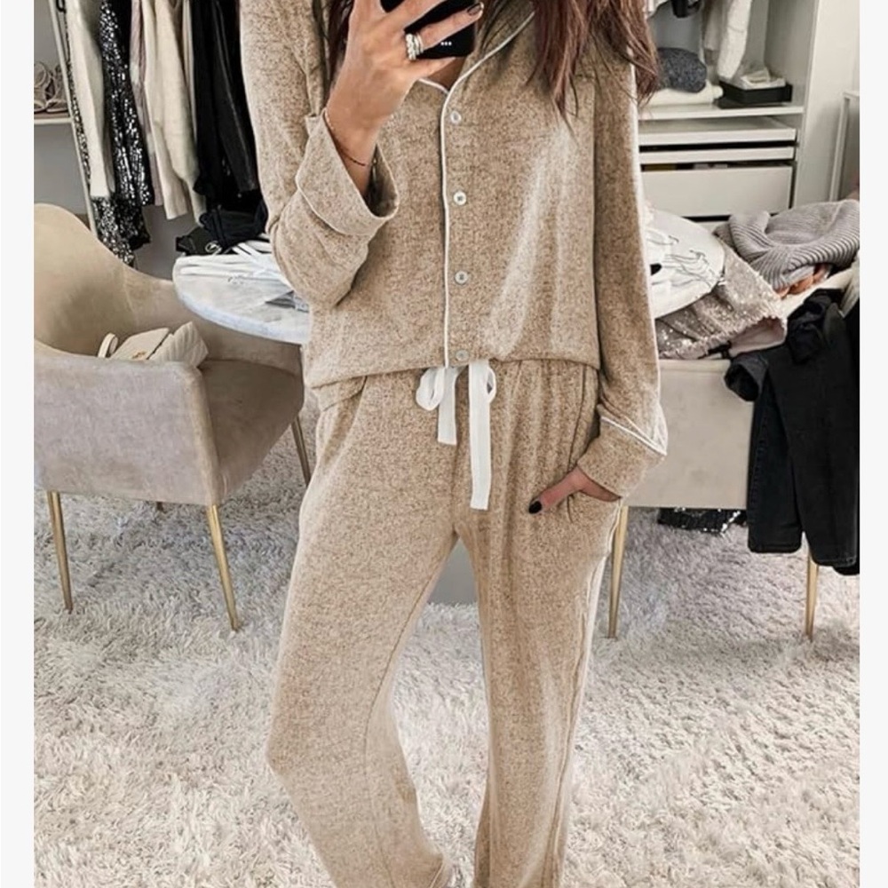 amika Women's Cozy Light Brown Pajama Set